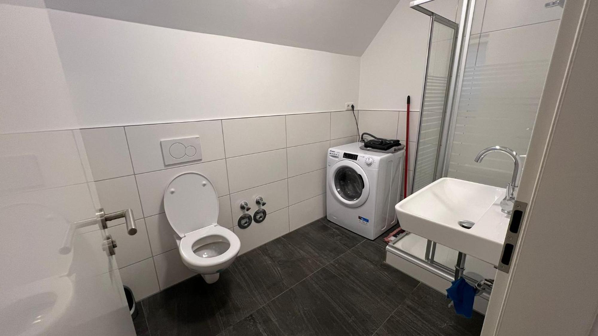 Milad 2Xzimmerwohnung Darmstadt Exterior foto