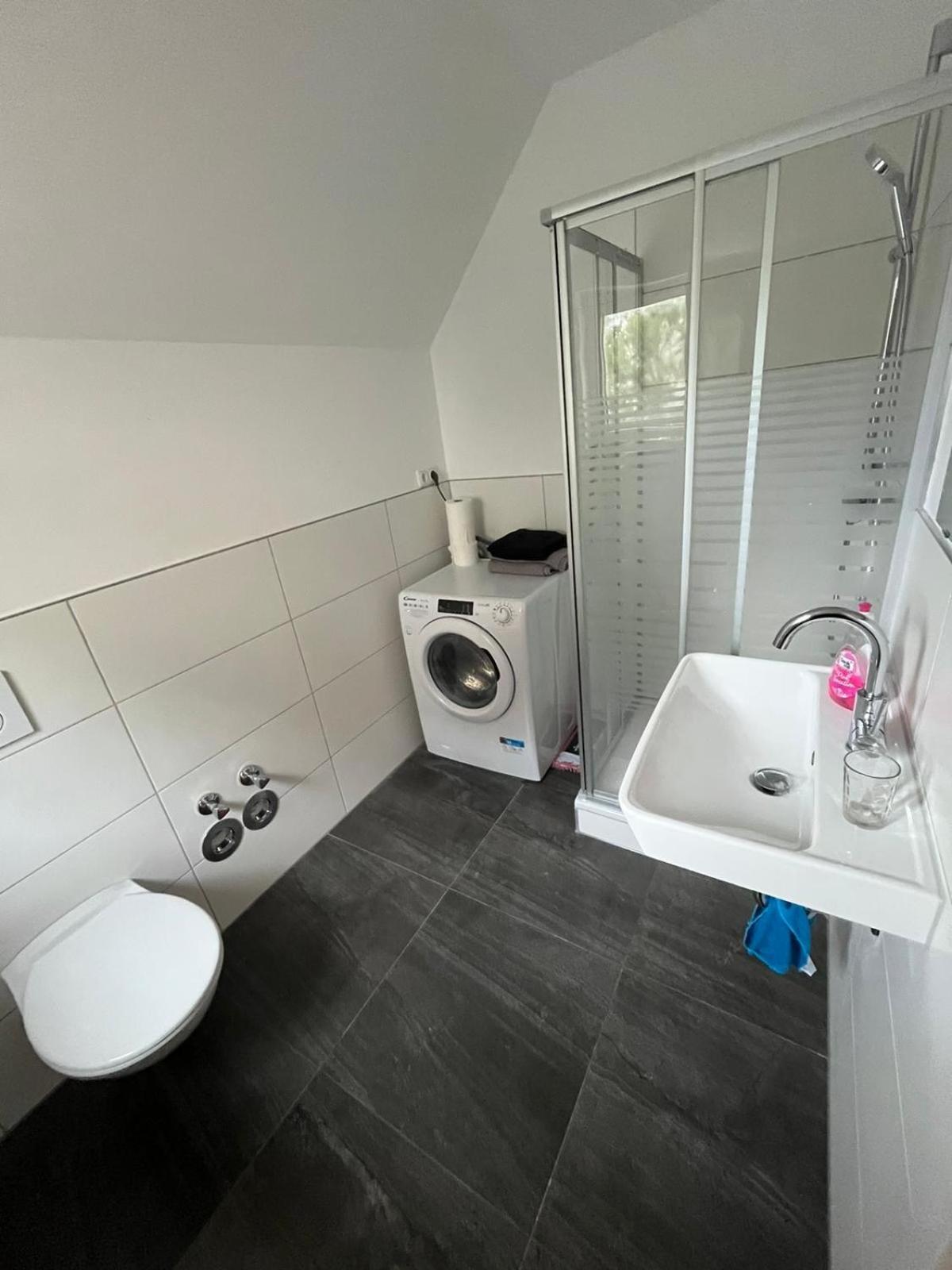 Milad 2Xzimmerwohnung Darmstadt Exterior foto